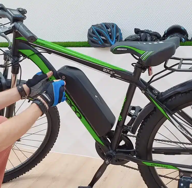 Съемный аккумулятор