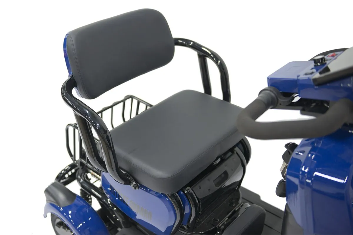Электроскутер четырехколесный Rutrike Квадро