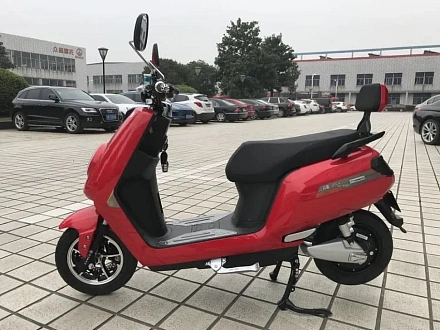 Электроскутер Green Camel Инфинити (72V 1500W R10)