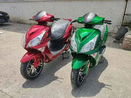 Электроскутер Green Camel Круиз (72V 3000W R13) быстросъём