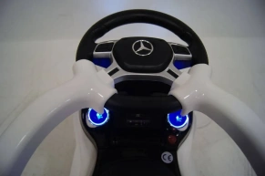 Детский электромобиль Mercedes-Benz GL63 (A888AA-M)