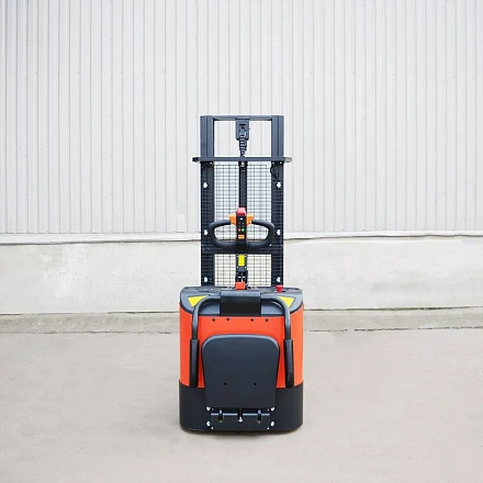 Самоходный Штабелер OXLIFT BX1532E 3200 мм 1500 кг с платформой для оператора