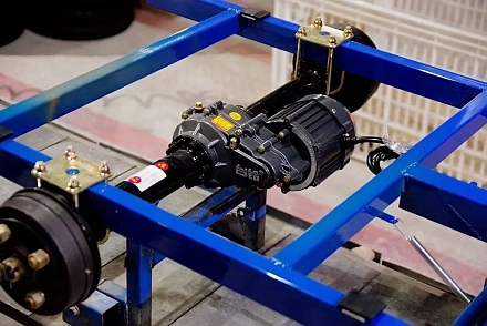 Грузовая электрическая тележка TaiLG TL650